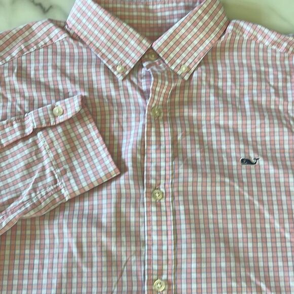 Vineyard Vines Whale Button Down Sz. M - Picture 1 of 6